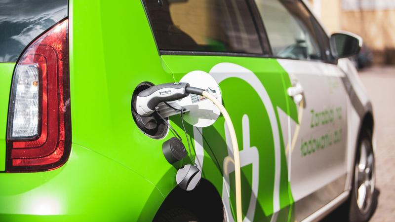Oszczędzanie na ładowaniu samochodu