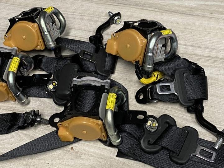 Regeneracja pasów bezpieczeństwa: Klucz do zwiększenia bezpieczeństwa w aucie