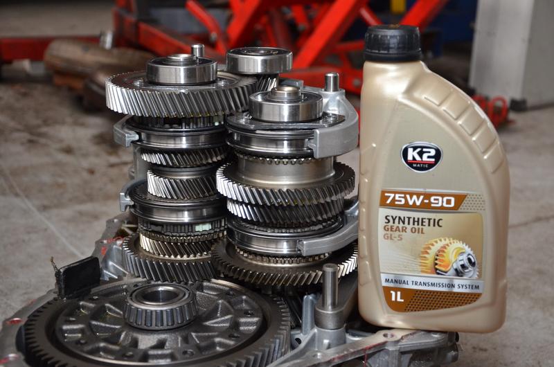 Jak często wymieniać olej w skrzyni biegów? Kluczowe informacje, które warto znać