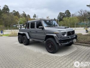 Odkryj Mercedes G-Class 6×6: Niezwykłe cechy, które cię zaskoczą