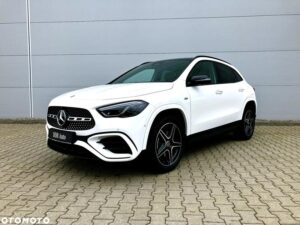 Odkryj fascynujące mocne strony i unikalne cechy Mercedesa-Benz GLA AMG