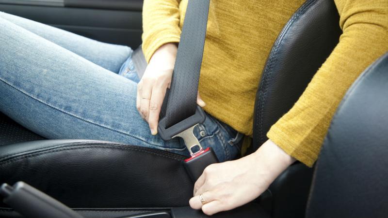 Jak dbać o pasy bezpieczeństwa, aby uniknąć ich zużycia i zapewnić najwyższe bezpieczeństwo?
