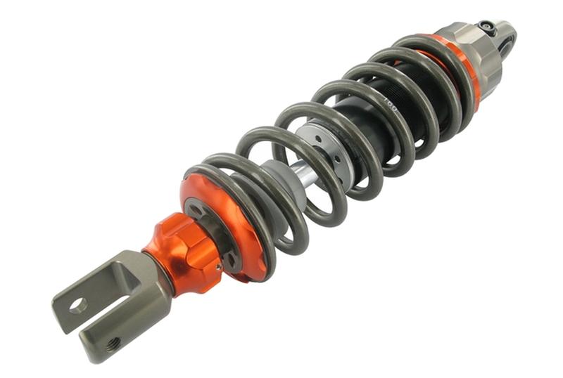 Stuki w amortyzatorach przyczyny